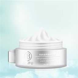 廣州睿晞 以完善售后服務(wù)體系鑄造輝煌，引領(lǐng)互聯(lián)網(wǎng)化妝品銷售新標(biāo)桿